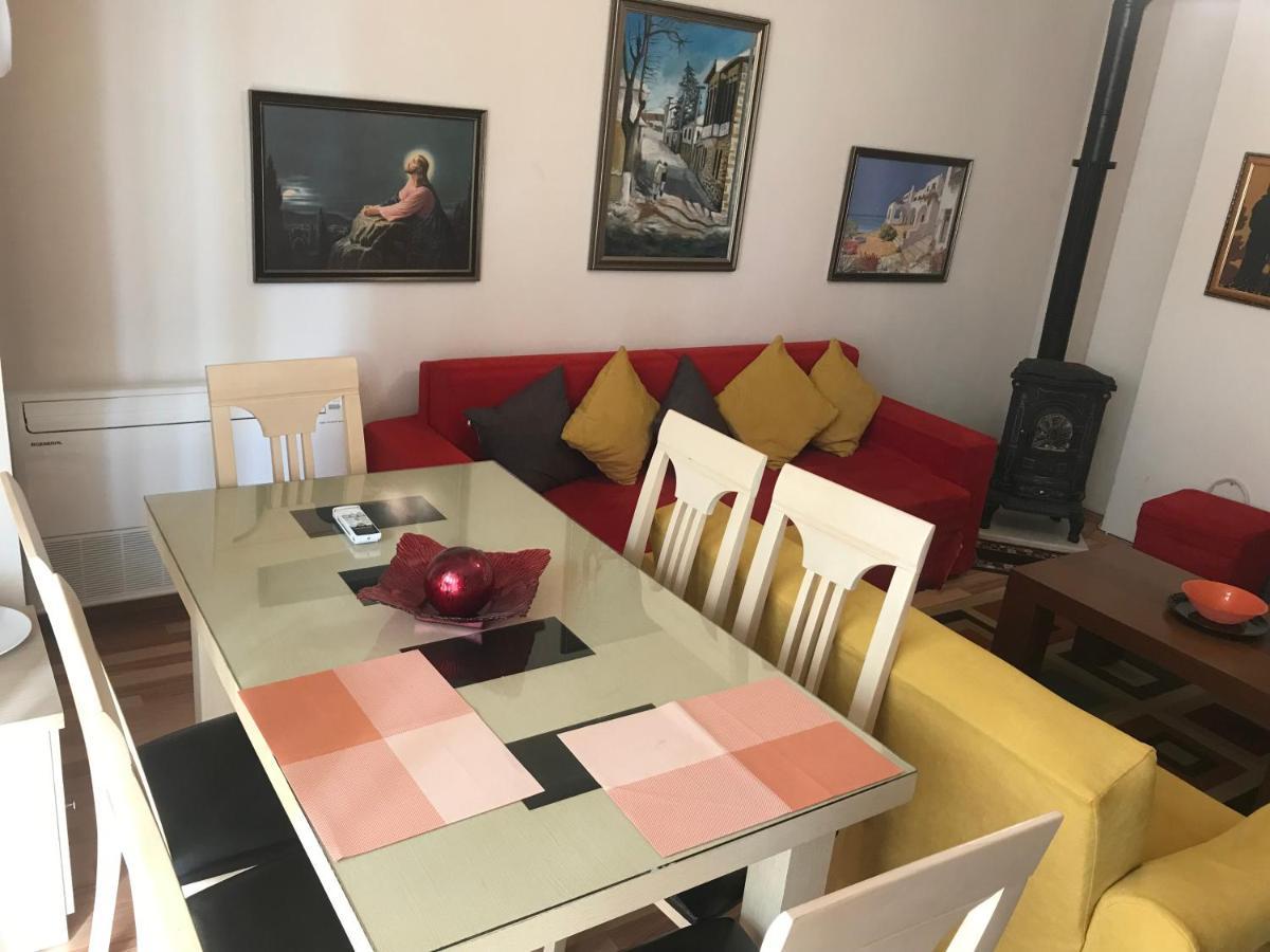 Silver Apartament Korce Exterior photo